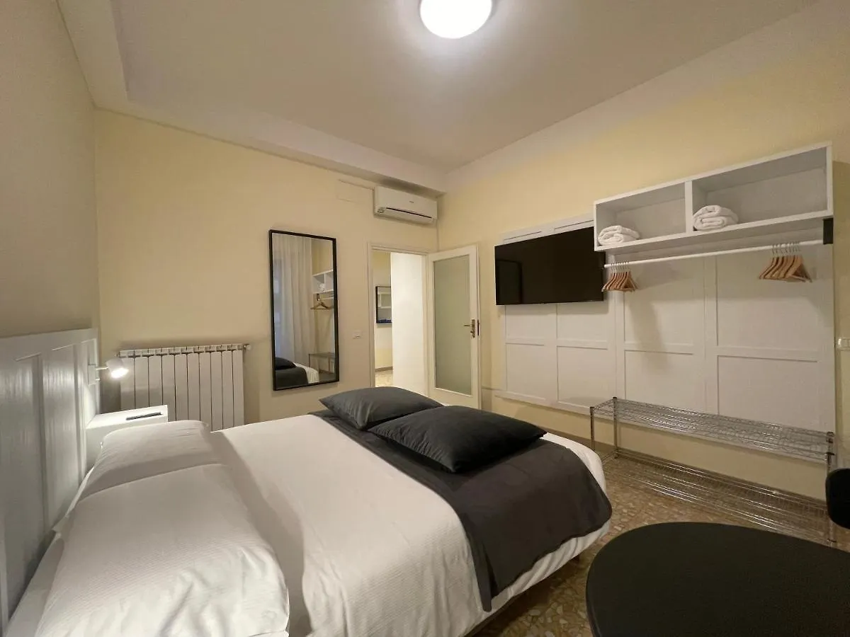 Apartamento Yome-Guicciardini 10 Florencia 0*,  Italia